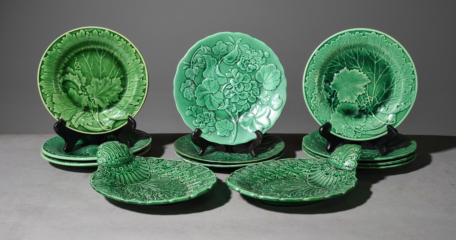 12pcs Assorted Green Majolica Plates (1 of 6)
