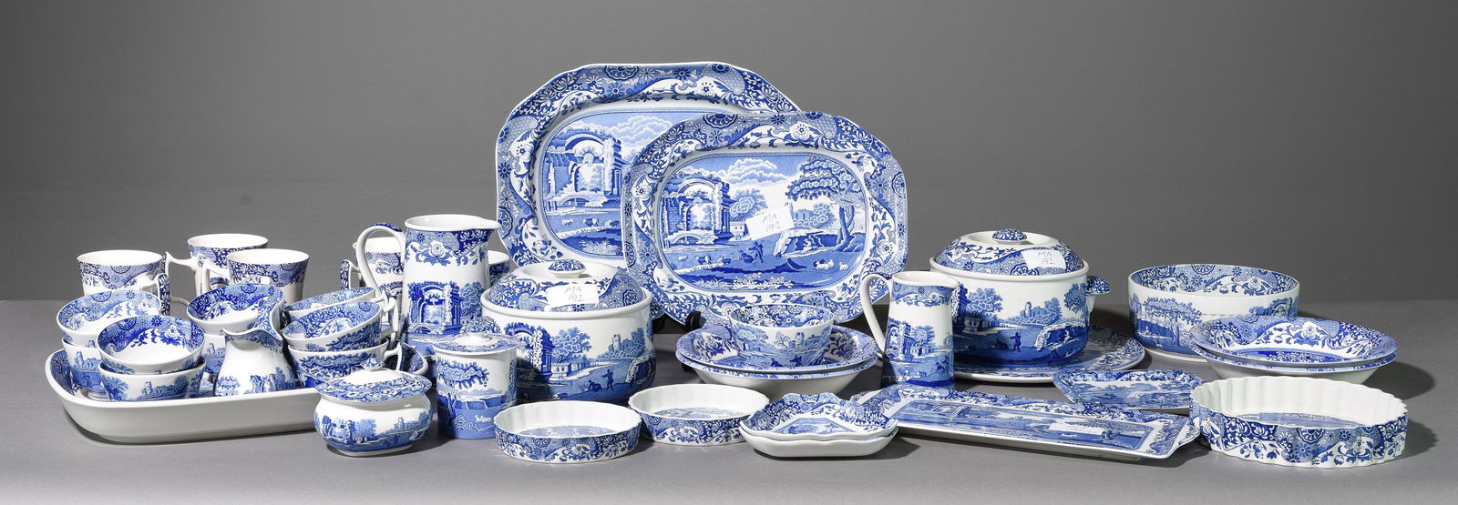 39pcs Assorted Blue & White Spode China (1 of 9)