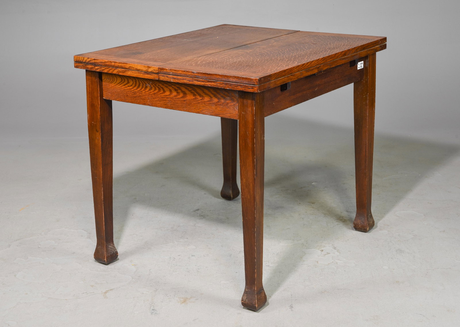 British Oak Extending Breakfast / Dining Table: British Oak Extending Breakfast / Dining Table - 30 in tall x 36 x 30, Leaves add an additional 15 inches each, Floor to apron is 23.5 inches