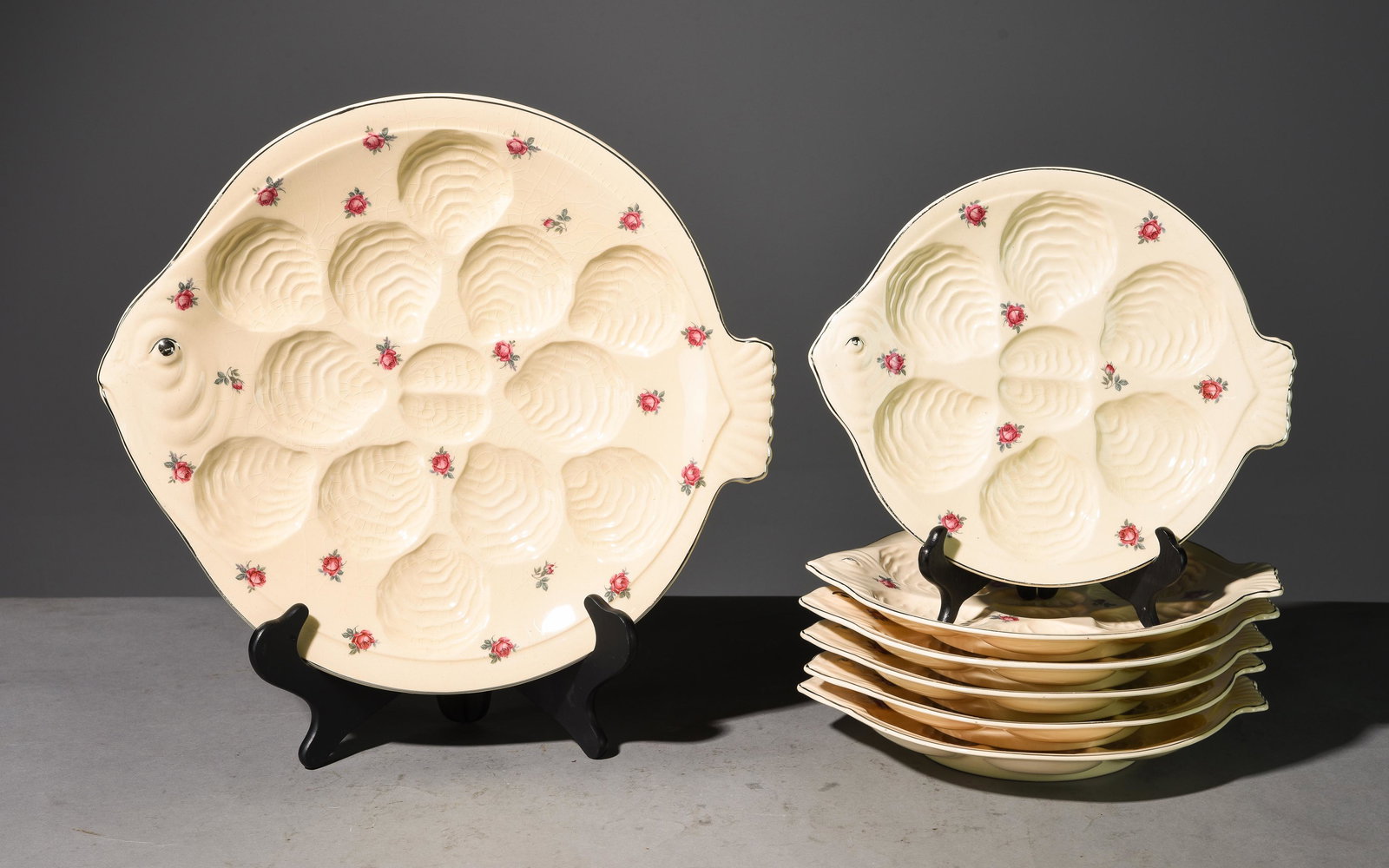 7pc Fish Shaped Scallop Patter & 6 Plates (1 of 5)