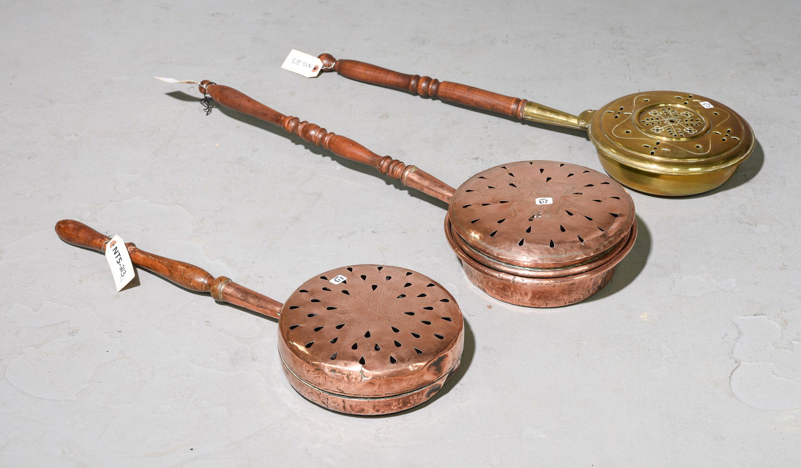 2 French Copper Bed Warmers & 1 Brass Bed Warmer (1 of 3)