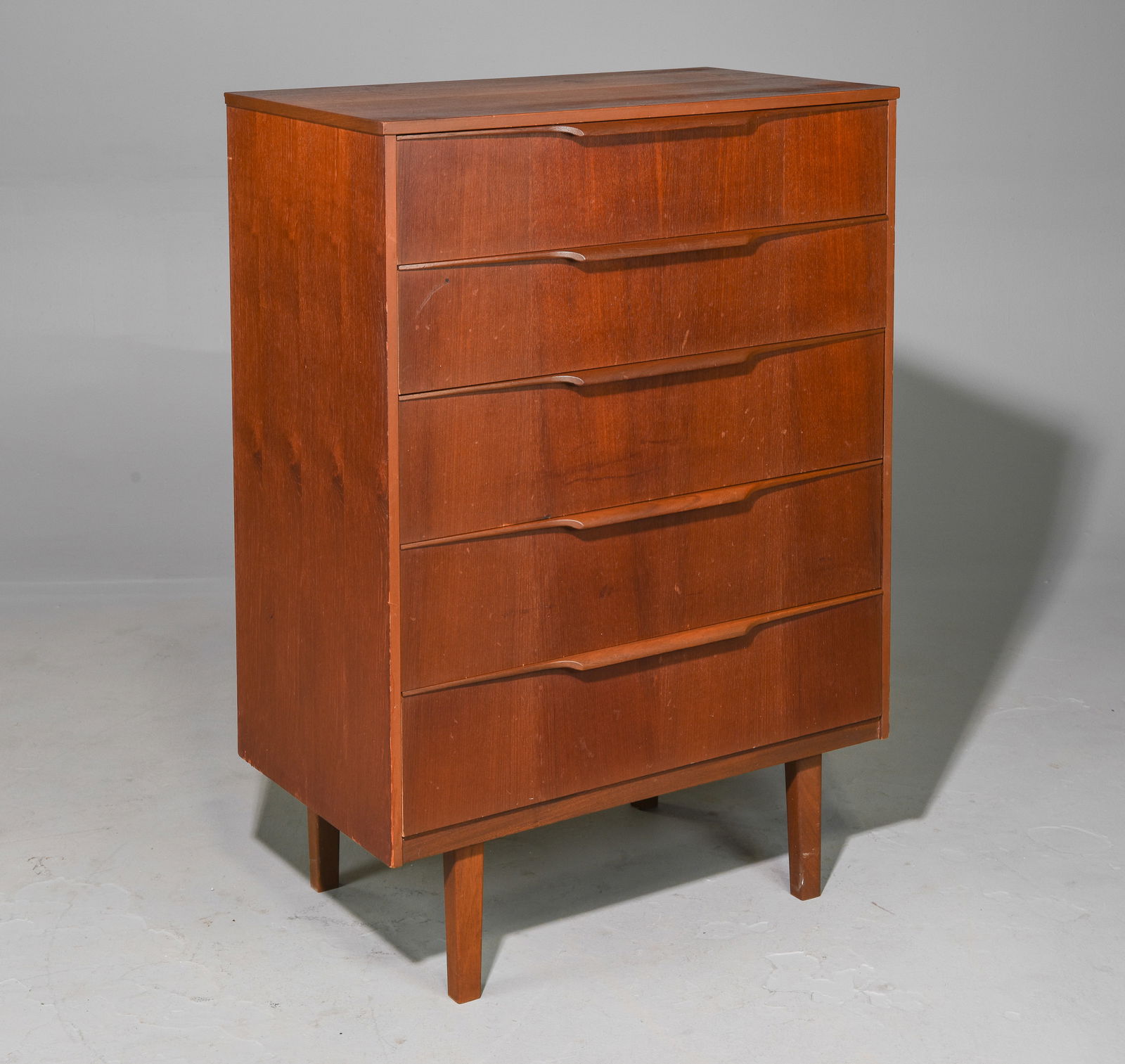 Mid Century Modern 5 Drawer Chest (1 of 4)