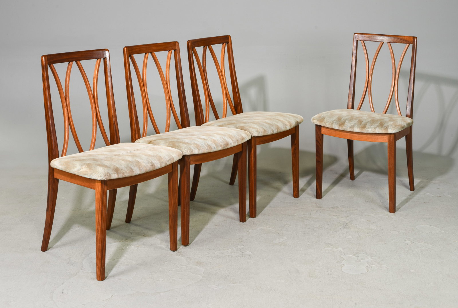 4 High Back Mid Century Dining Chairs - G-Plan Fresco: This is a set of 4 Danish Modern Style Teak Dining chairs. This set is made by Mid Century Modern Furniture Maker G Plan ( Gplan ), Part of their Fresco range. - 36 in tall x 19 x 20, Seat height is 1