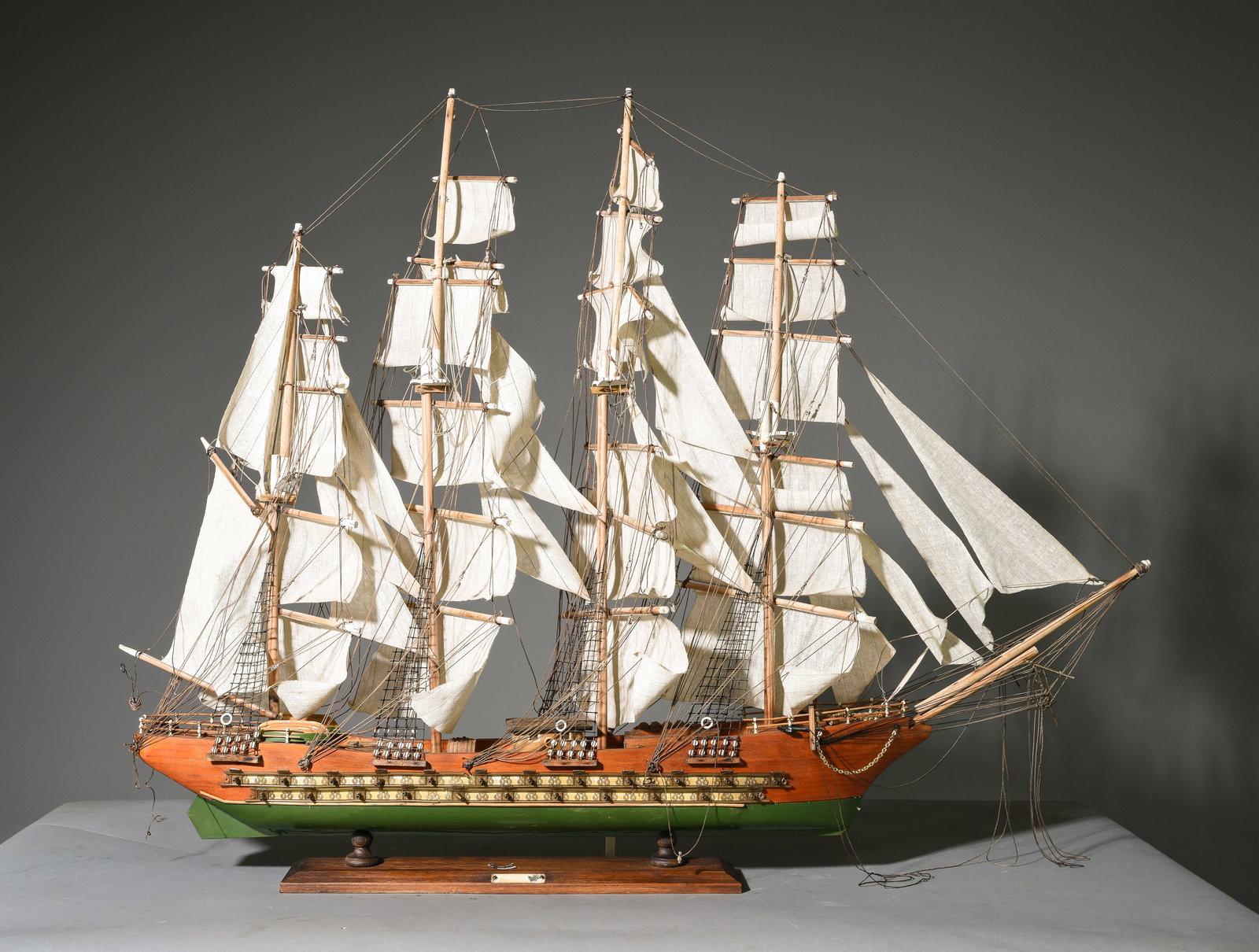 Large Model Ship - Frigate (1 of 5)