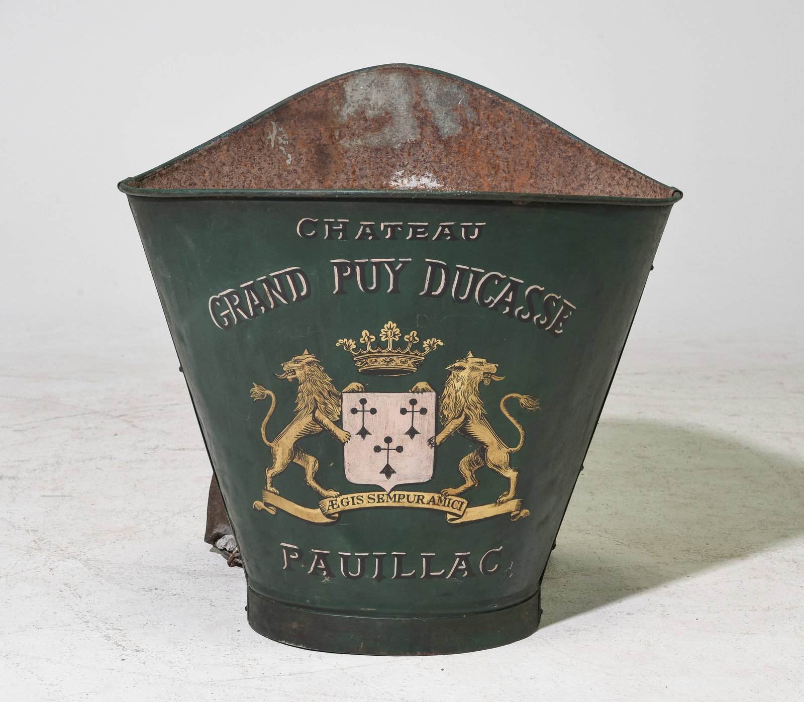 Green Painted Grape Hod - Chateau Ducasse (1 of 3)