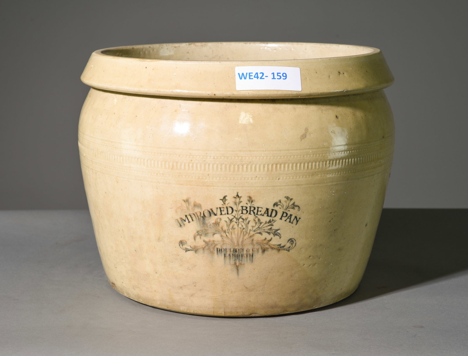 Antique Large Bread Pan Crock (1 of 3)