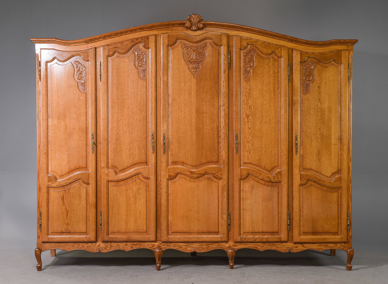 Country French Style Large Oak Armoire c.1940's (1 of 5)