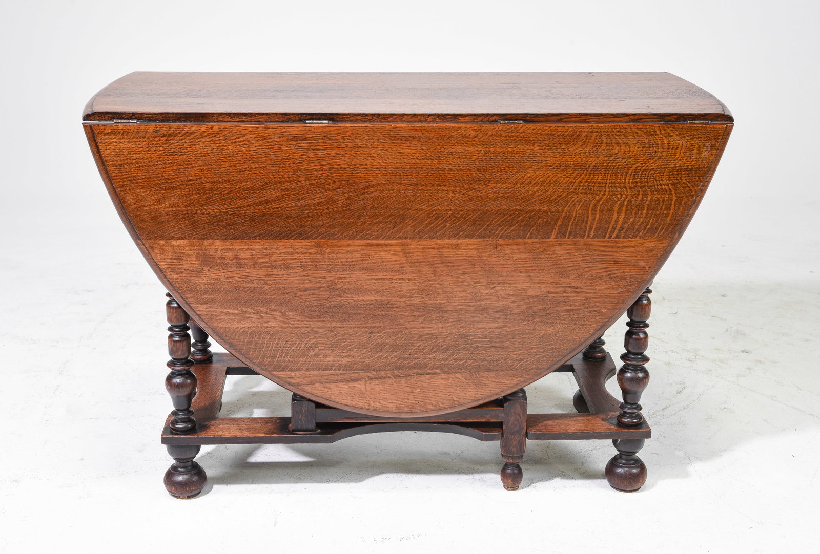 British Large Oak Drop Leaf Gateleg Table c.1930's (1 of 3)