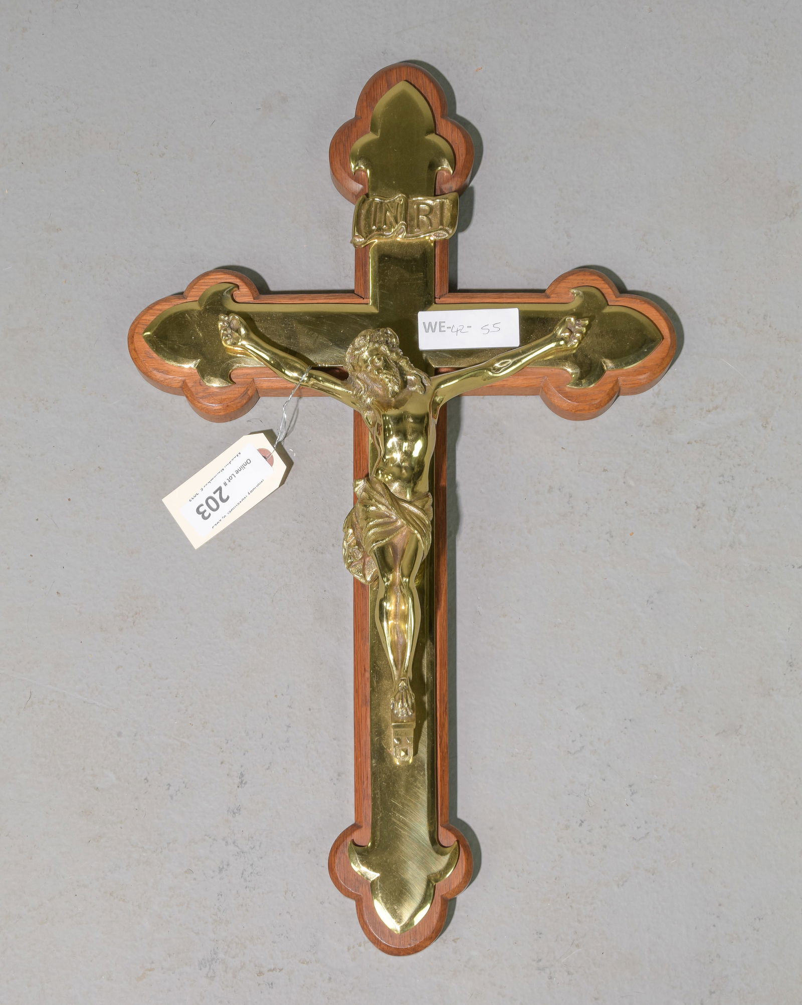 Heavy Brass Crucifix With Oak Back (1 of 2)