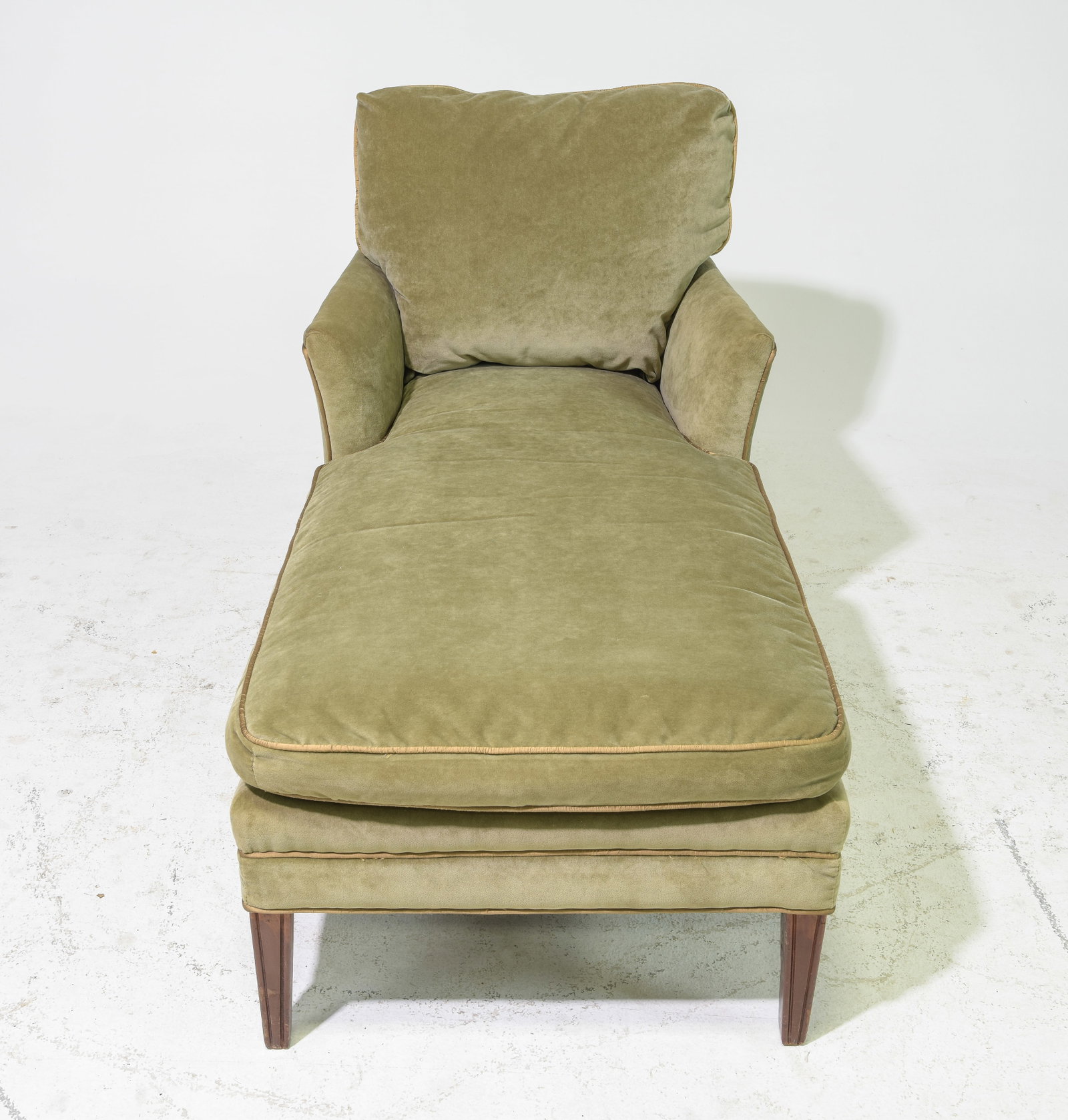 Narrow Green Recamiere / Chaise Lounge: Narrow Green Recamiere / Chaise Lounge - 31 in tall x 50 x 24, Seat height is 16 inches