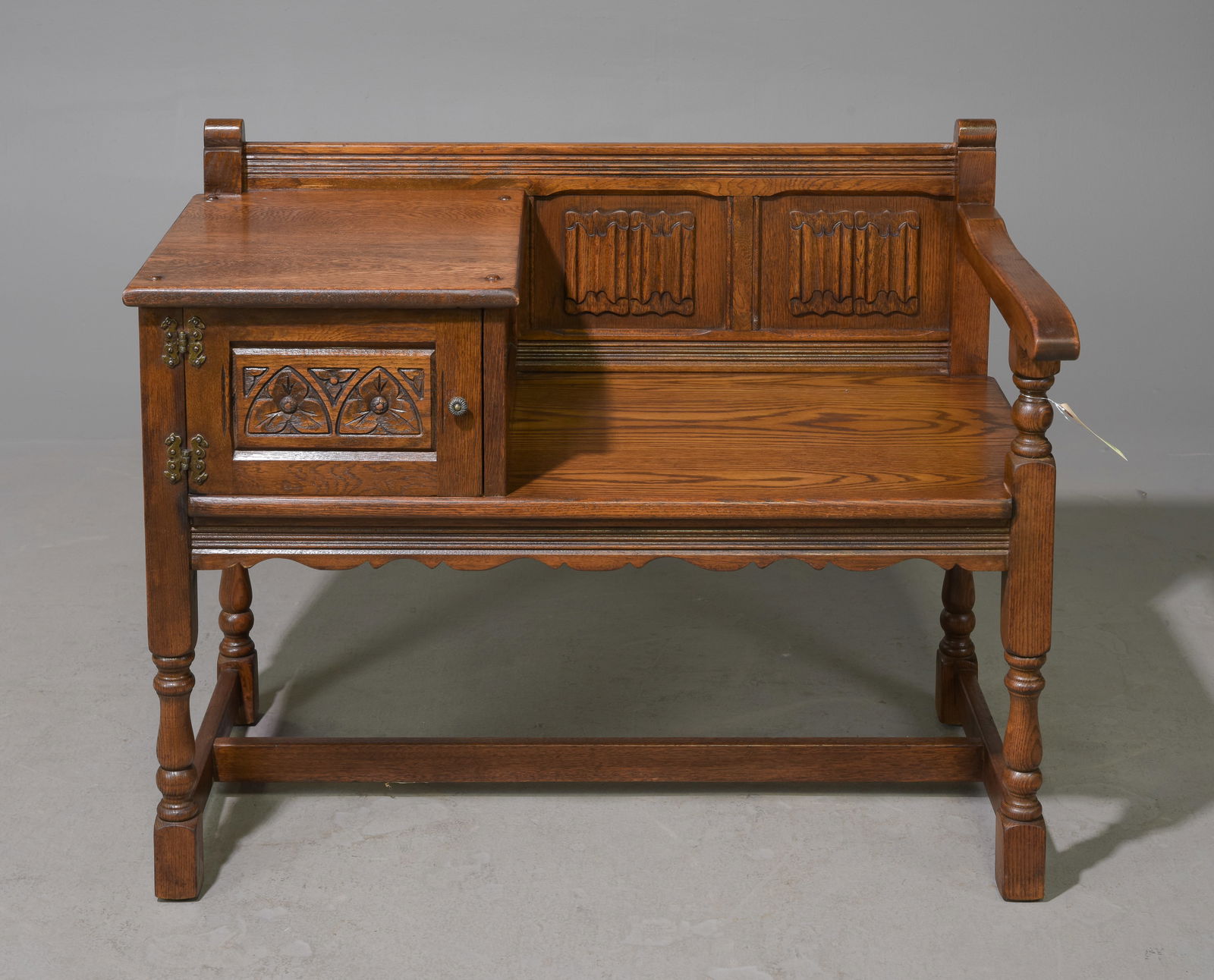 British Oak Linen Fold Hall / Telephone Bench c.1930's (1 of 4)