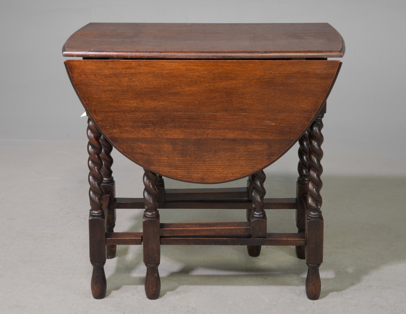 British Oak Barley Twist Drop Leaf Table c.1920's: British Oak Barley Twist Drop Leaf Table c.1920's - 29 in tall x 30.5 x 15, Leaves add an additional 14 inches each