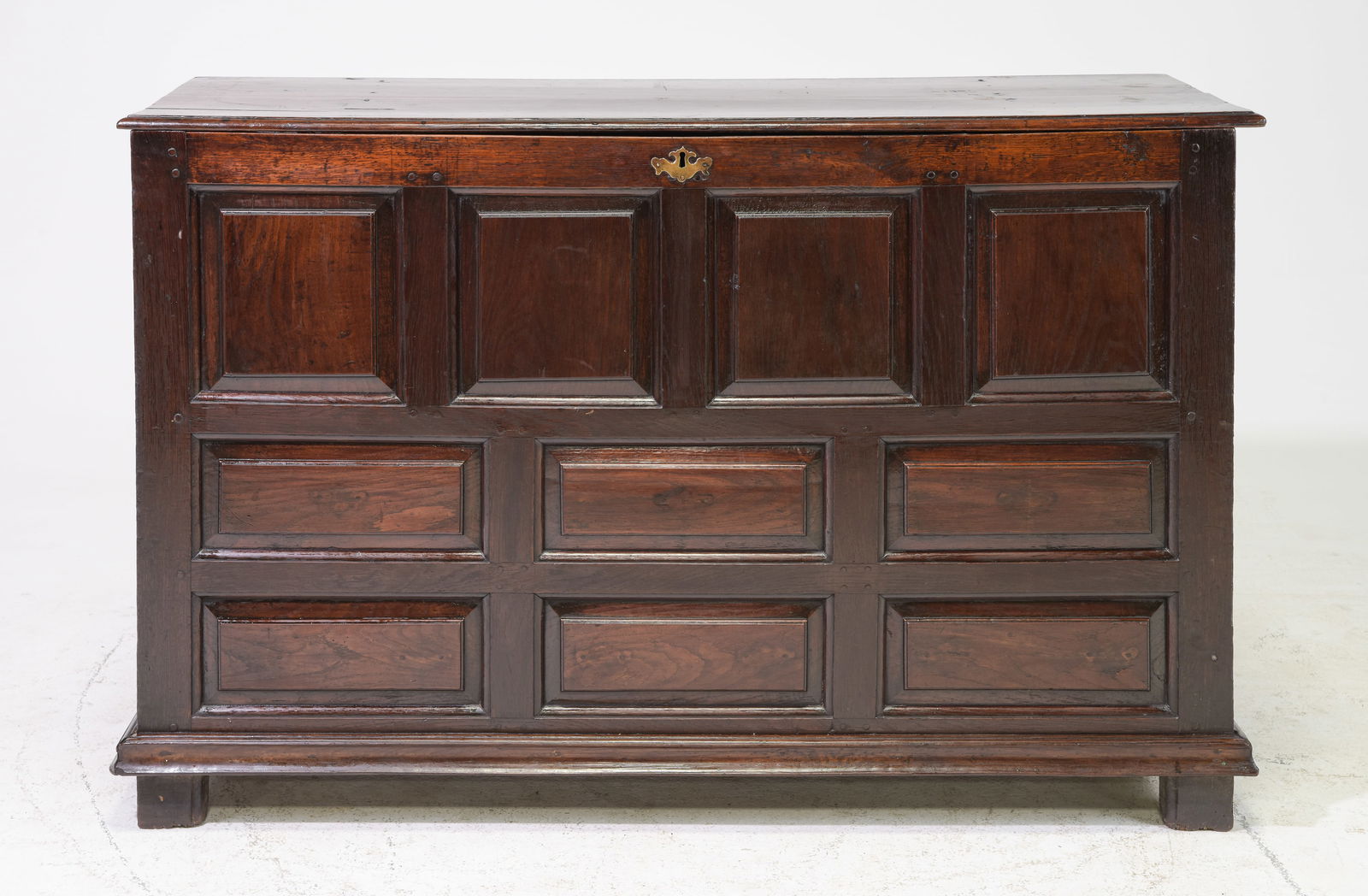 British Oak Antique Large Coffer / Trunk c.1800's (1 of 5)