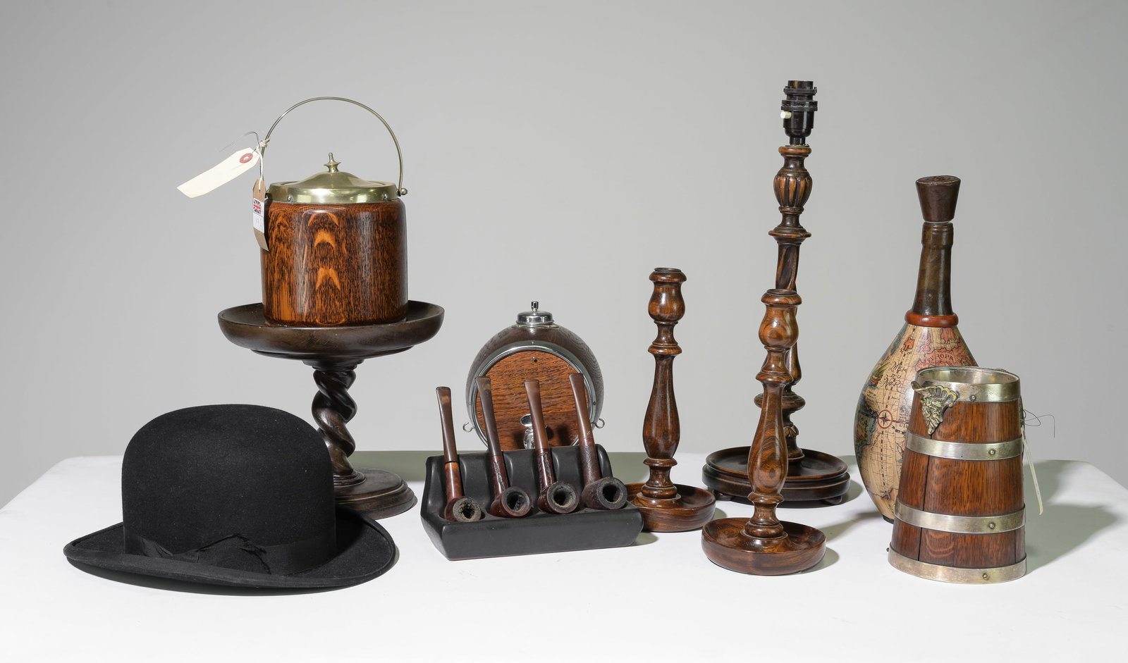 10pcs English Biscuit Barrel, Candlesticks, Etc. (1 of 6)