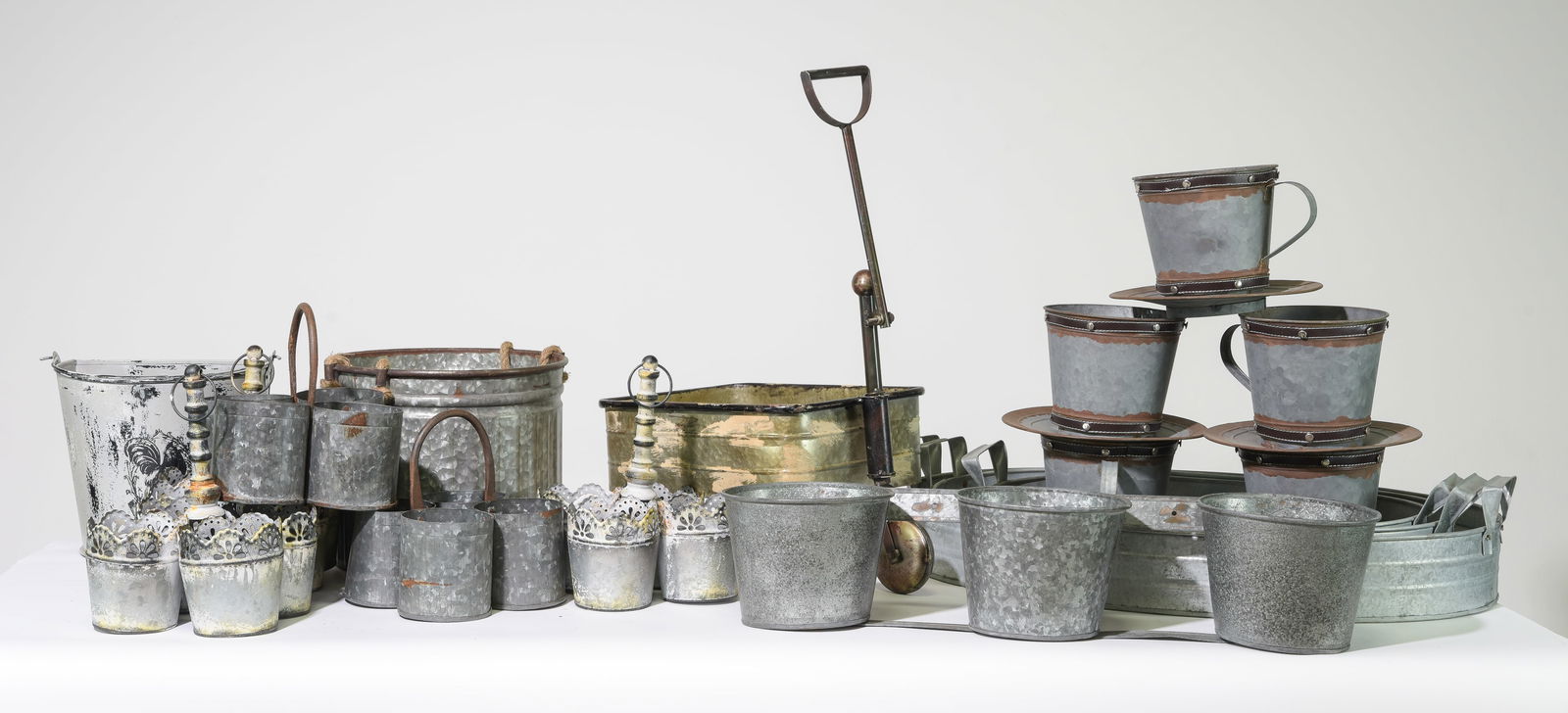 17pcs Assorted Zinc / Metal Buckets, Etc. (1 of 5)