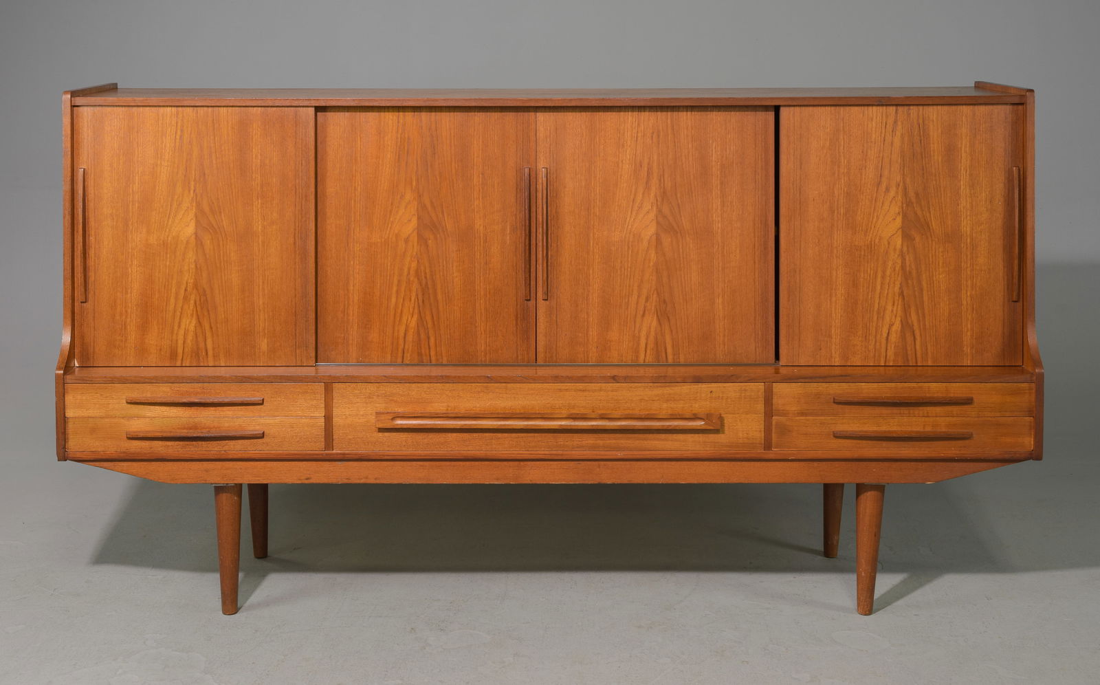 Mid Century Modern Cocktail Cabinet / Highboard (1 of 9)