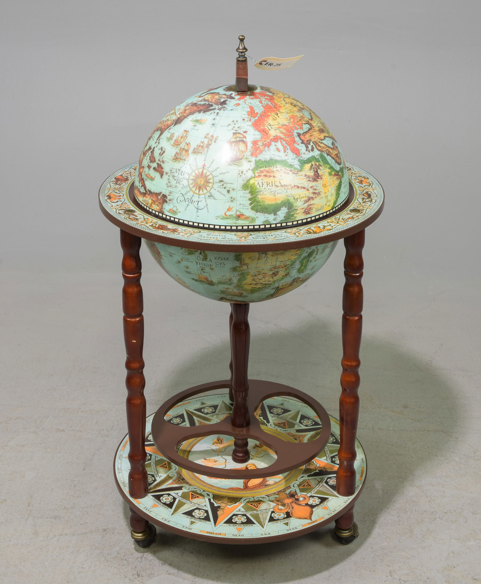 Globe Cocktail / Bar Cart / Trolley (1 of 5)