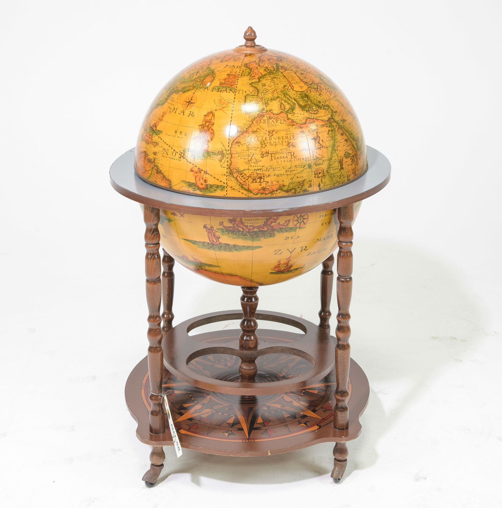 European Globe Bar / Cocktail Cart (1 of 6)