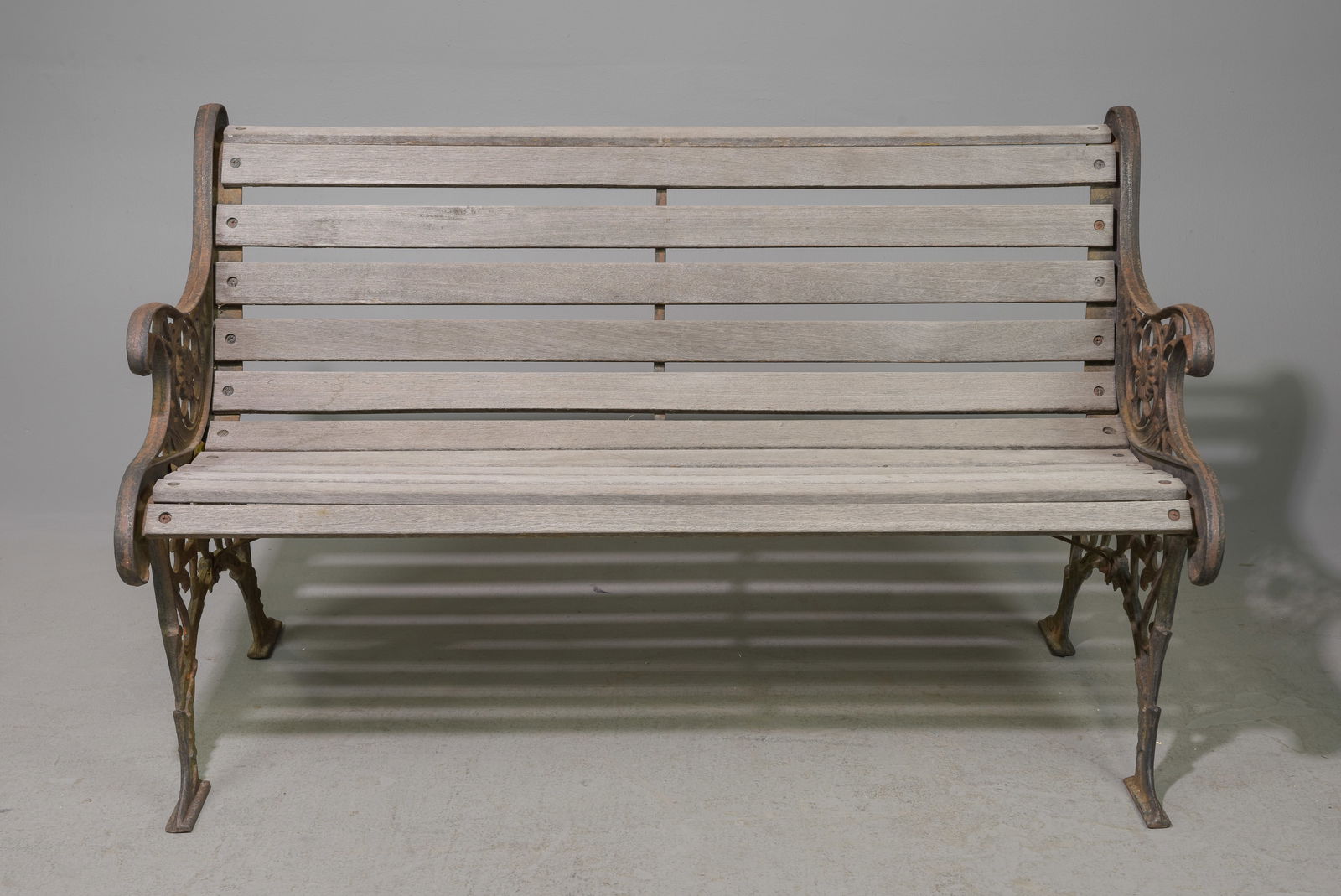 Cast Iron & Wood Slat Park / Garden Bench (1 of 5)