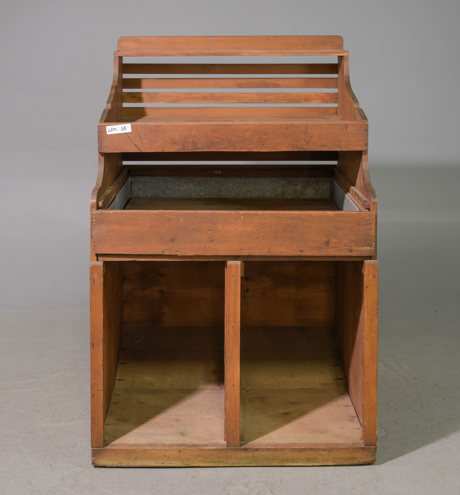 Country Store / Farmhouse Dry Sink: Country Store / Farmhouse Dry Sink - 51 in tall x 23 x 29