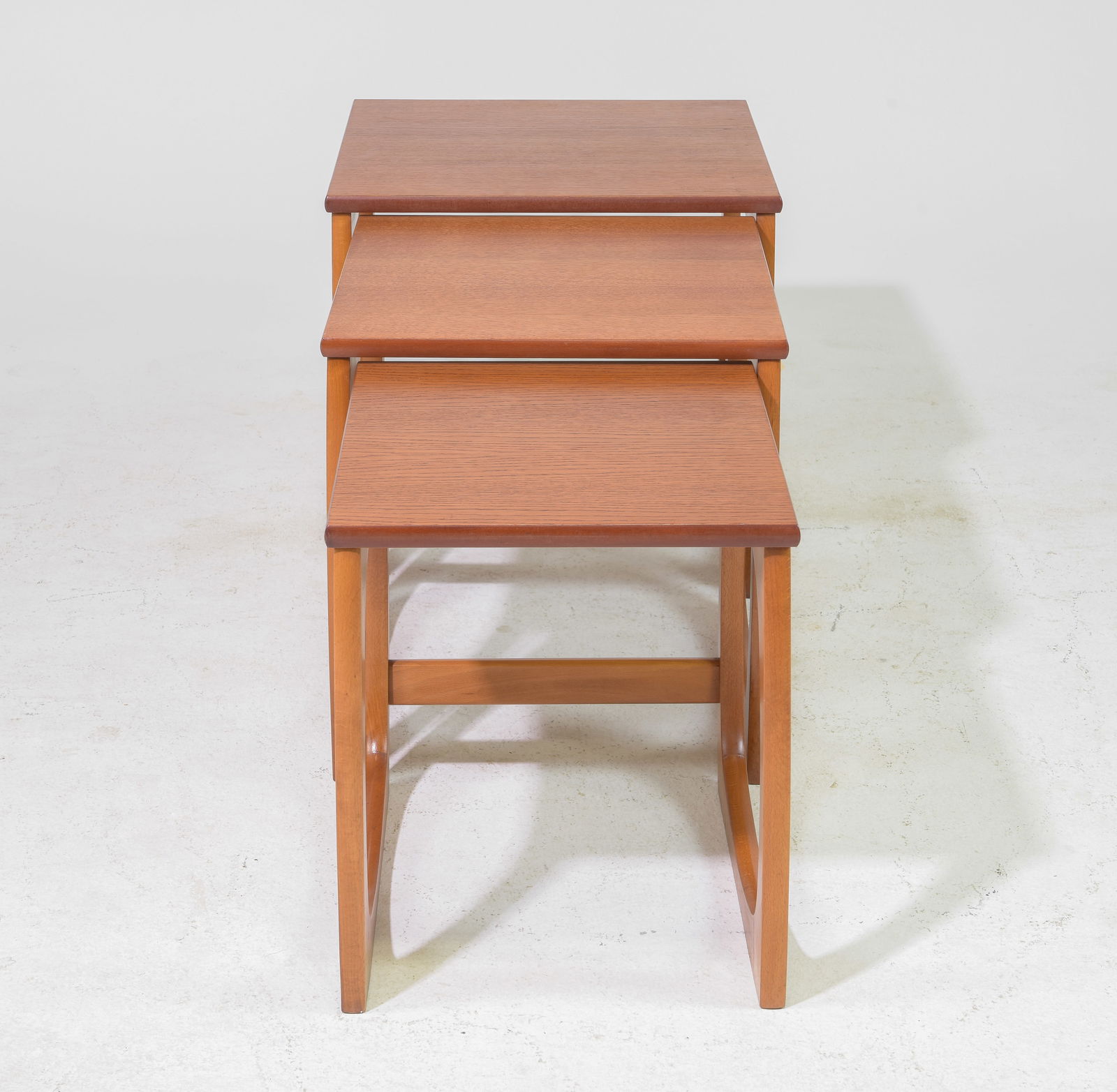 Mid Century Modern Nest of 3 Tables (1 of 3)