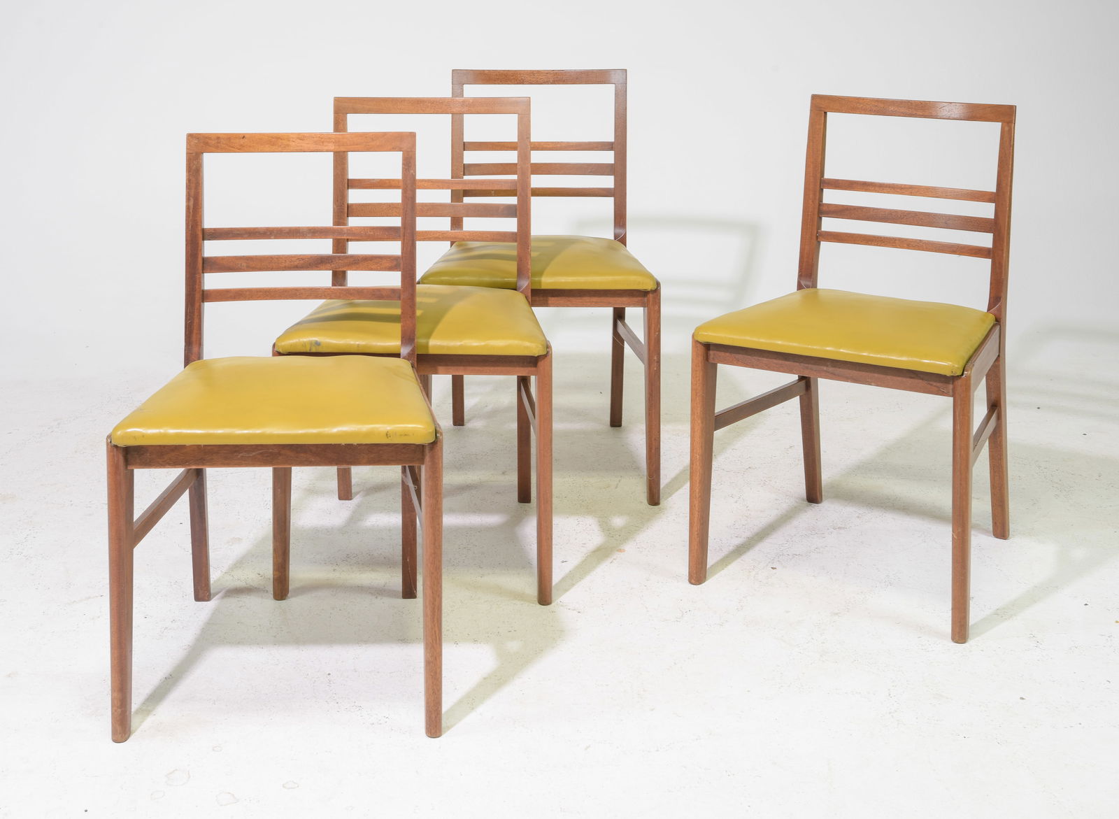 Set of 4 Mid Century Modern Dining Chairs (1 of 6)