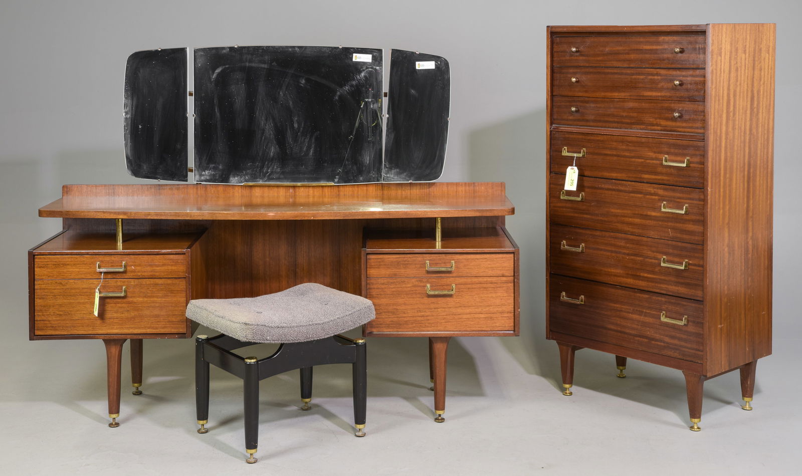 Mid Century Modern 3pc Bedroom Set - Gplan (1 of 5)