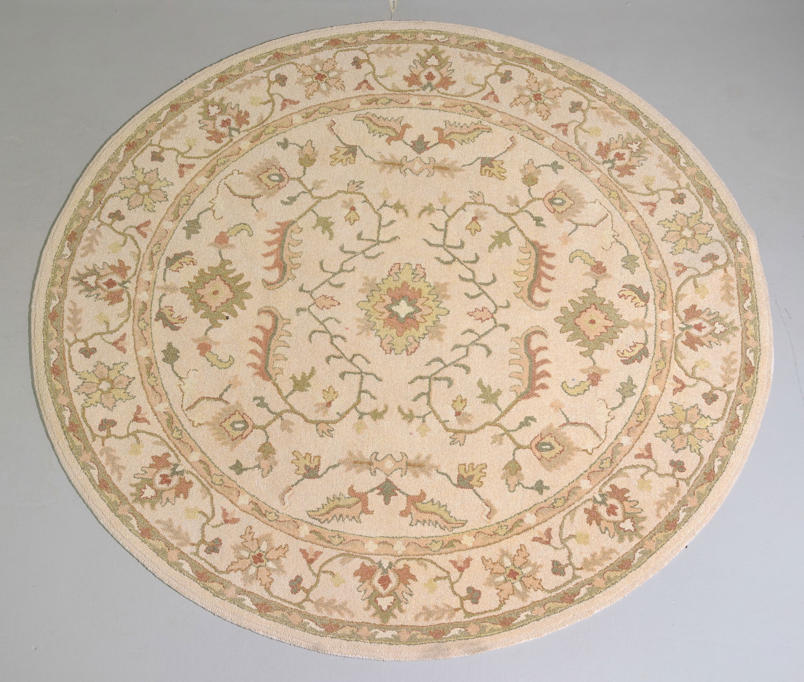 100 Percent Wool Round Rug - 8' Diameter (1 of 3)