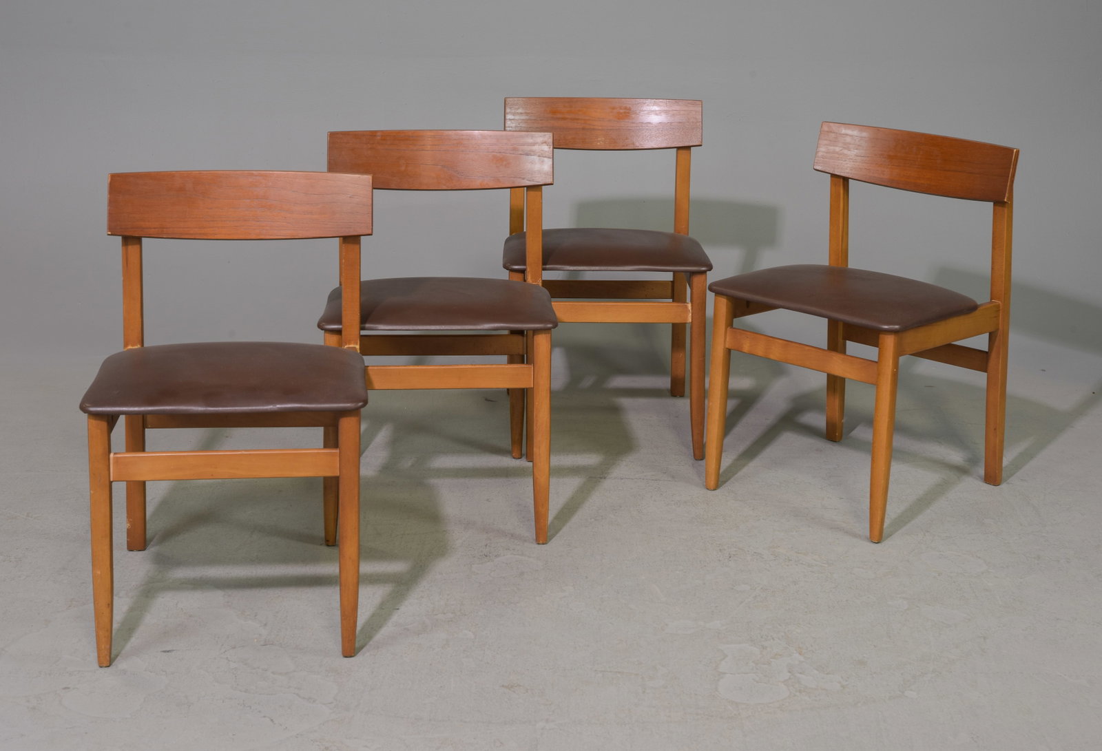 Set of 4 Mid Century Modern Dining Chairs: Set of 4 Danish Modern Style Dining Chairs - 27.5 in tall x 18 x 19, Seat height is 17 inches