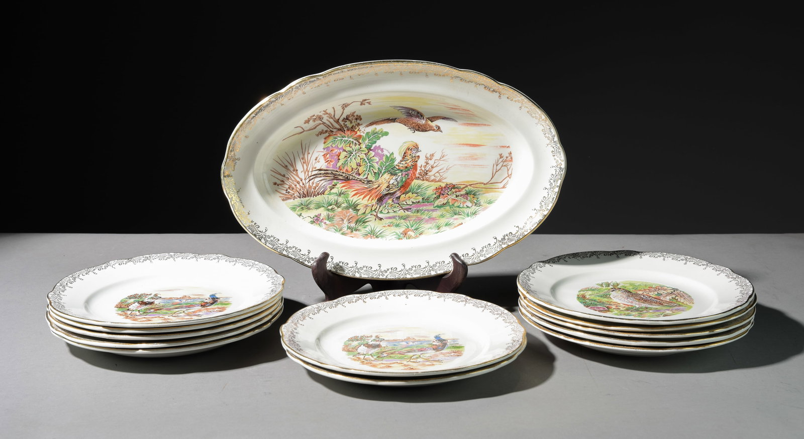 13pc Continental Hunt Plate Set - Platter & 12 Plates: 13pc Continental Hunt / Pheasant Plate Set - Platter & 12 Plates - Platter is 1.5 in tall x 14.5 x 9.5