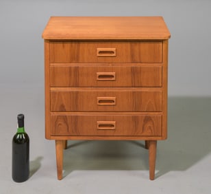 Scandinavian Mid Century Modern Nightstand