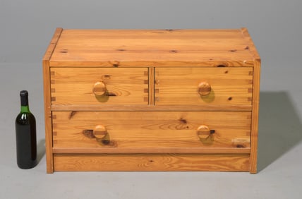 Scandinavian Pine 3 Drawer Box