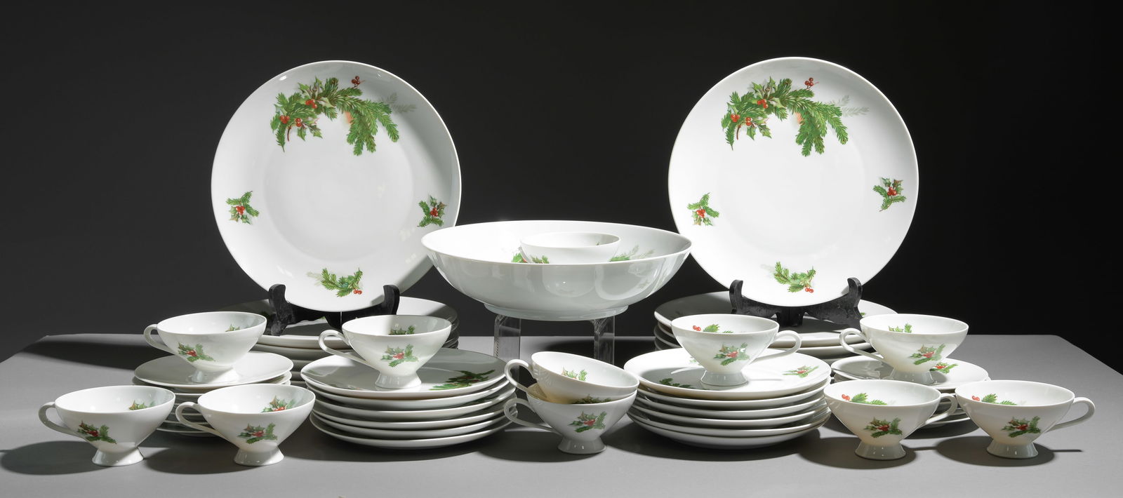47pcs German Bavaria Christmas Holly China (1 of 6)
