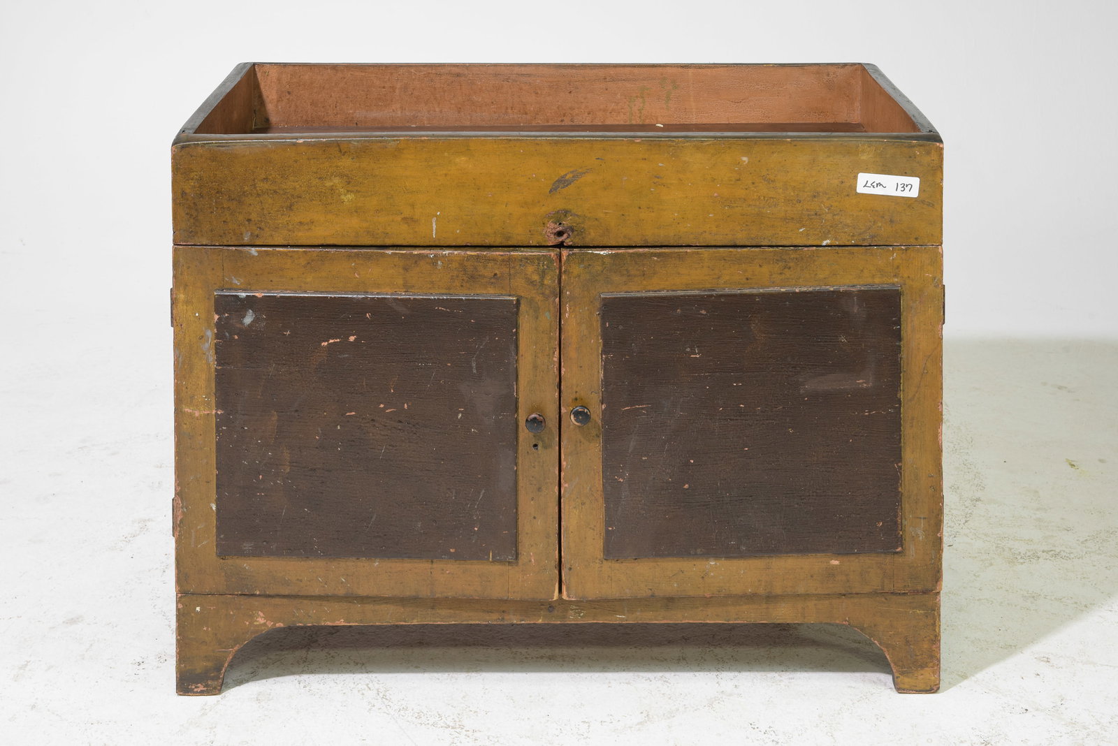 Continental Painted Dry Sink with Cabinet Base: Continental Painted Dry Sink with Cabinet Base - 29 in tall x 38 x 20