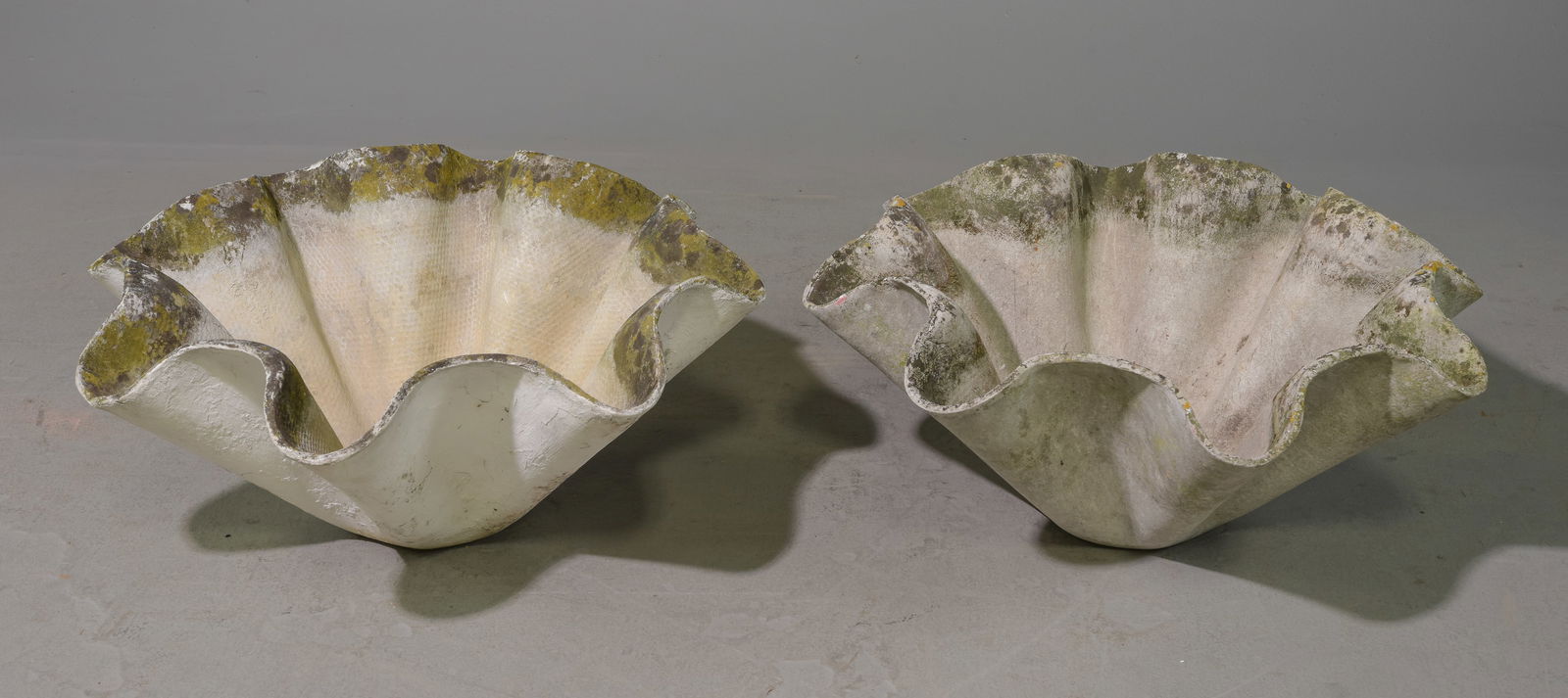 Willy Guhl (1915-2004) - 2 Large Organic Planters (1 of 3)