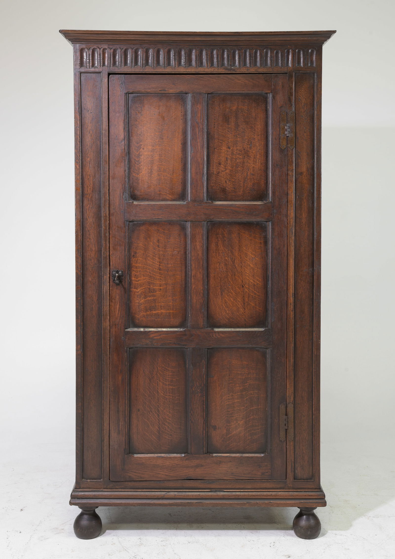 British Oak Single Door Hall Robe / Cupboard (1 of 5)