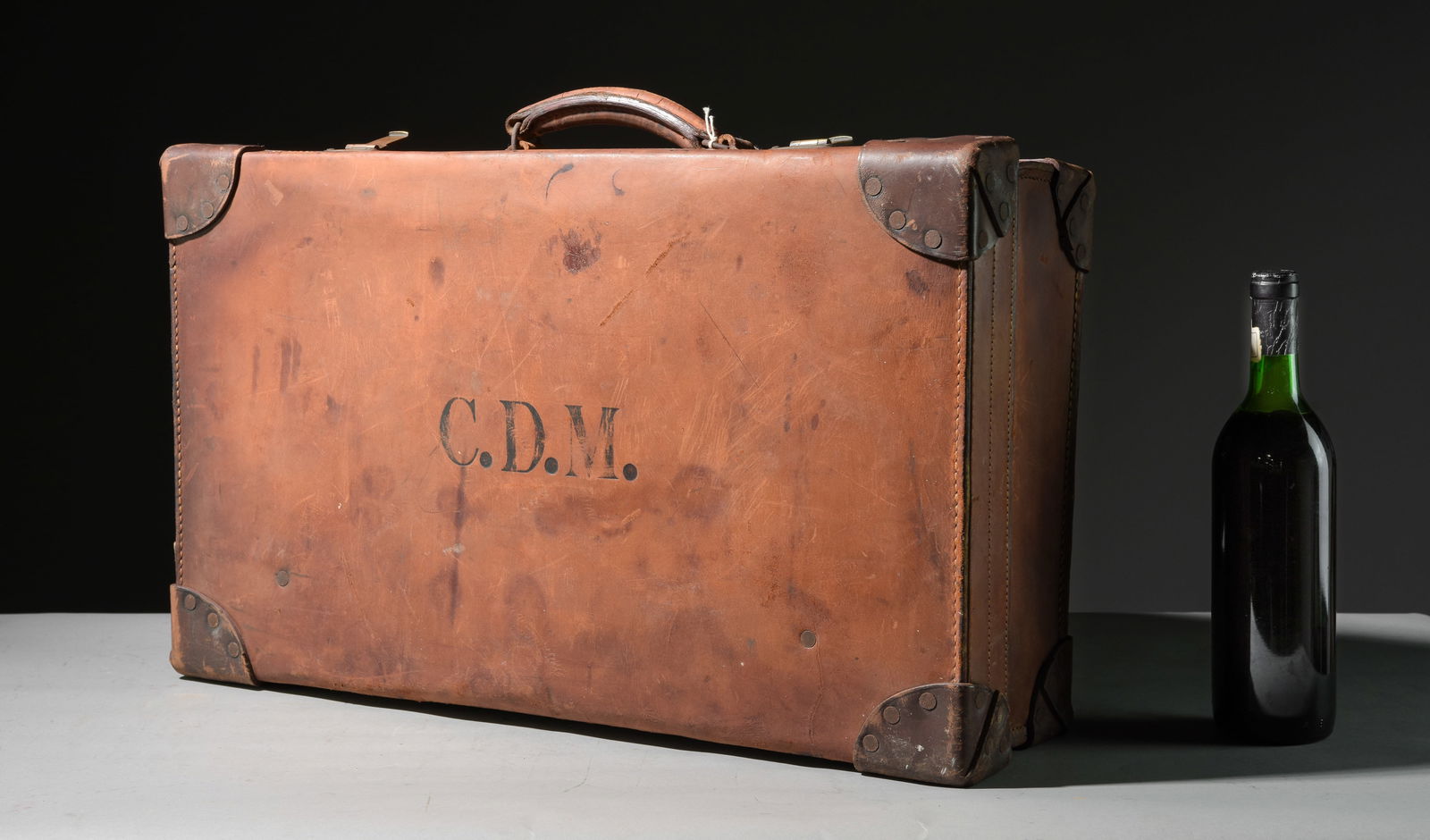 English Leather Suitcase & Five Collar Boxes c.1910's (1 of 5)