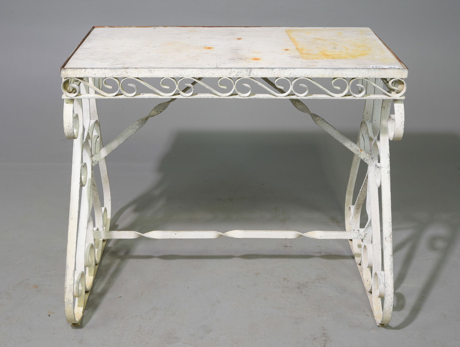 Continental Painted Metal Garden / Patio Table (1 of 4)