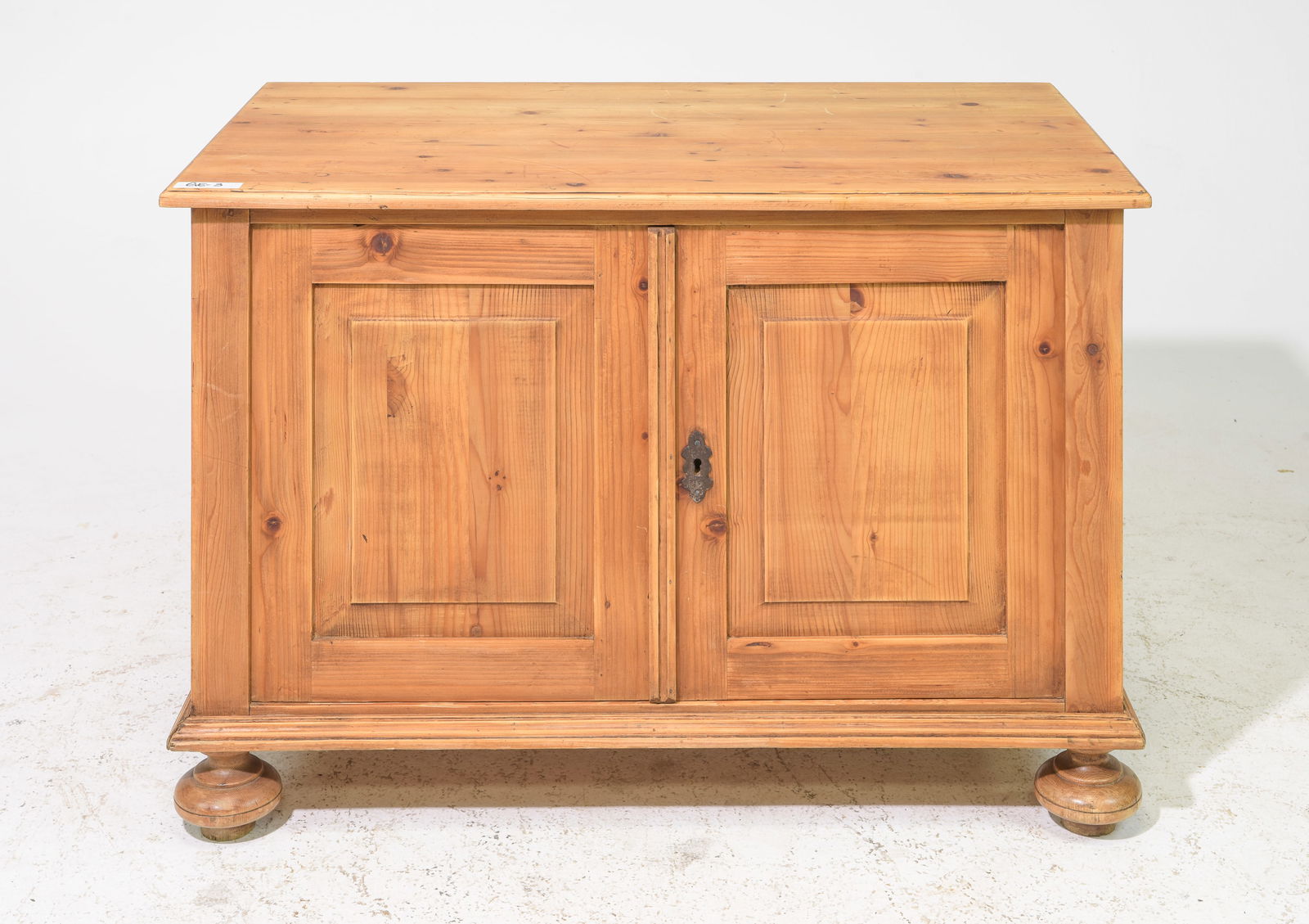 Pine Two Door Low Cabinet (1 of 7)