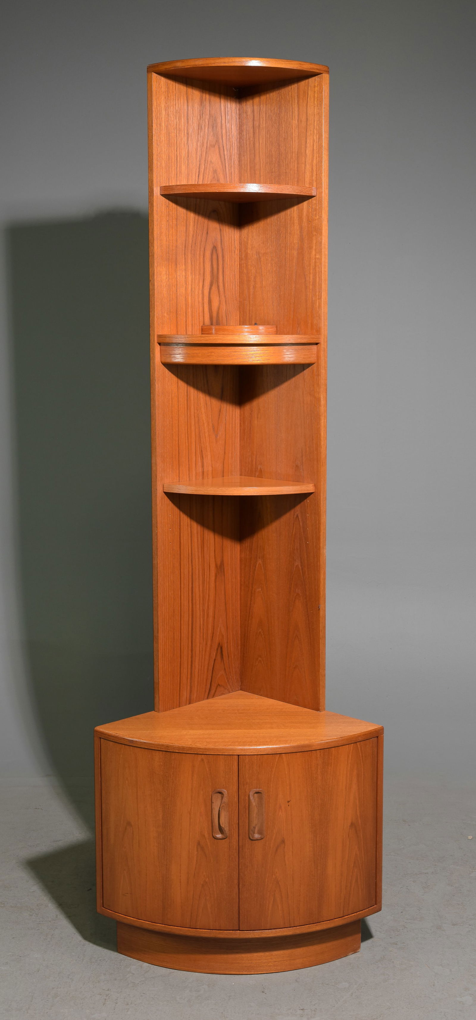 Mid Century Modern Corner Cabinet - Gplan #1 (1 of 4)