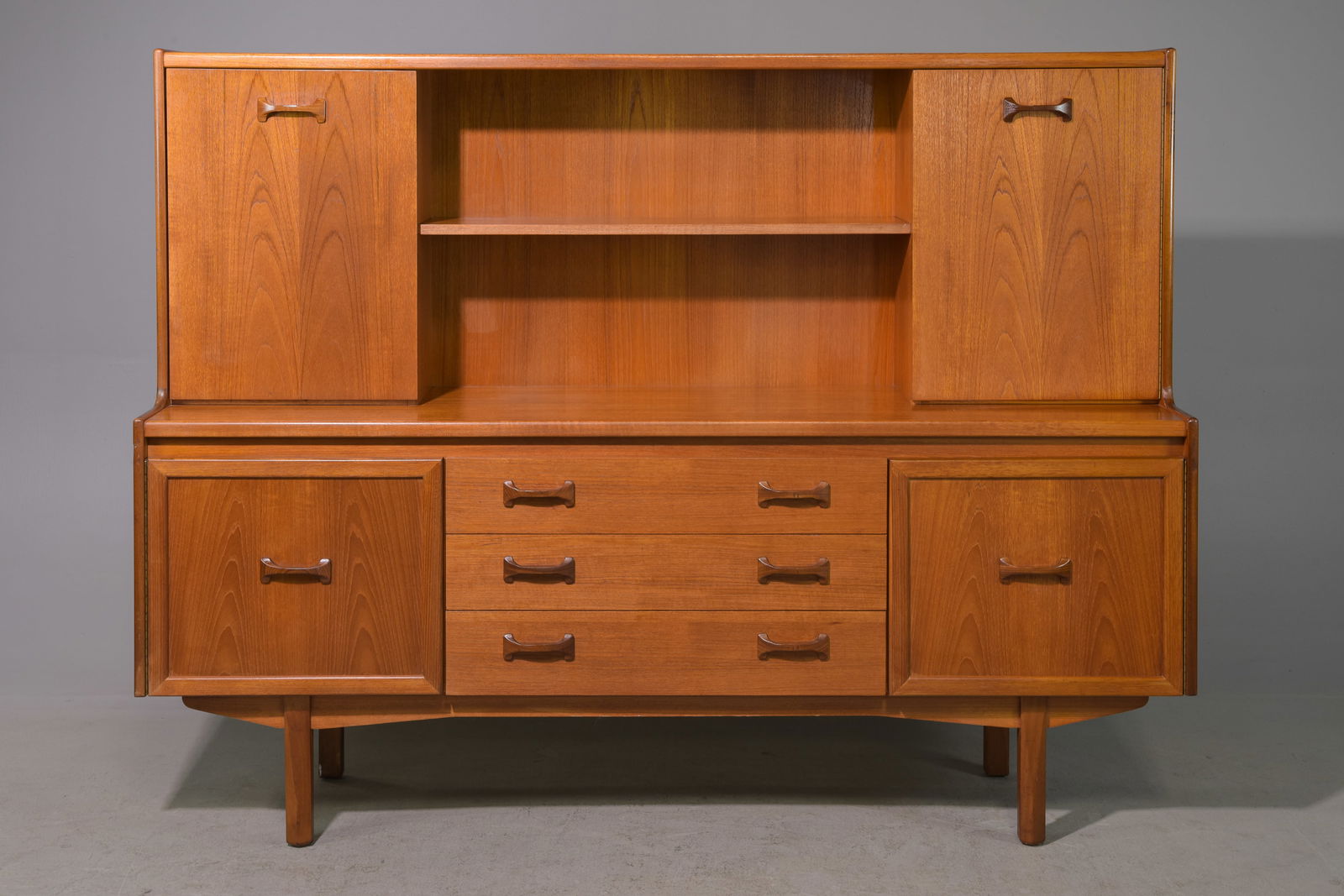 Mid Century Cocktail Cabinet - W. Lawrence (1 of 6)