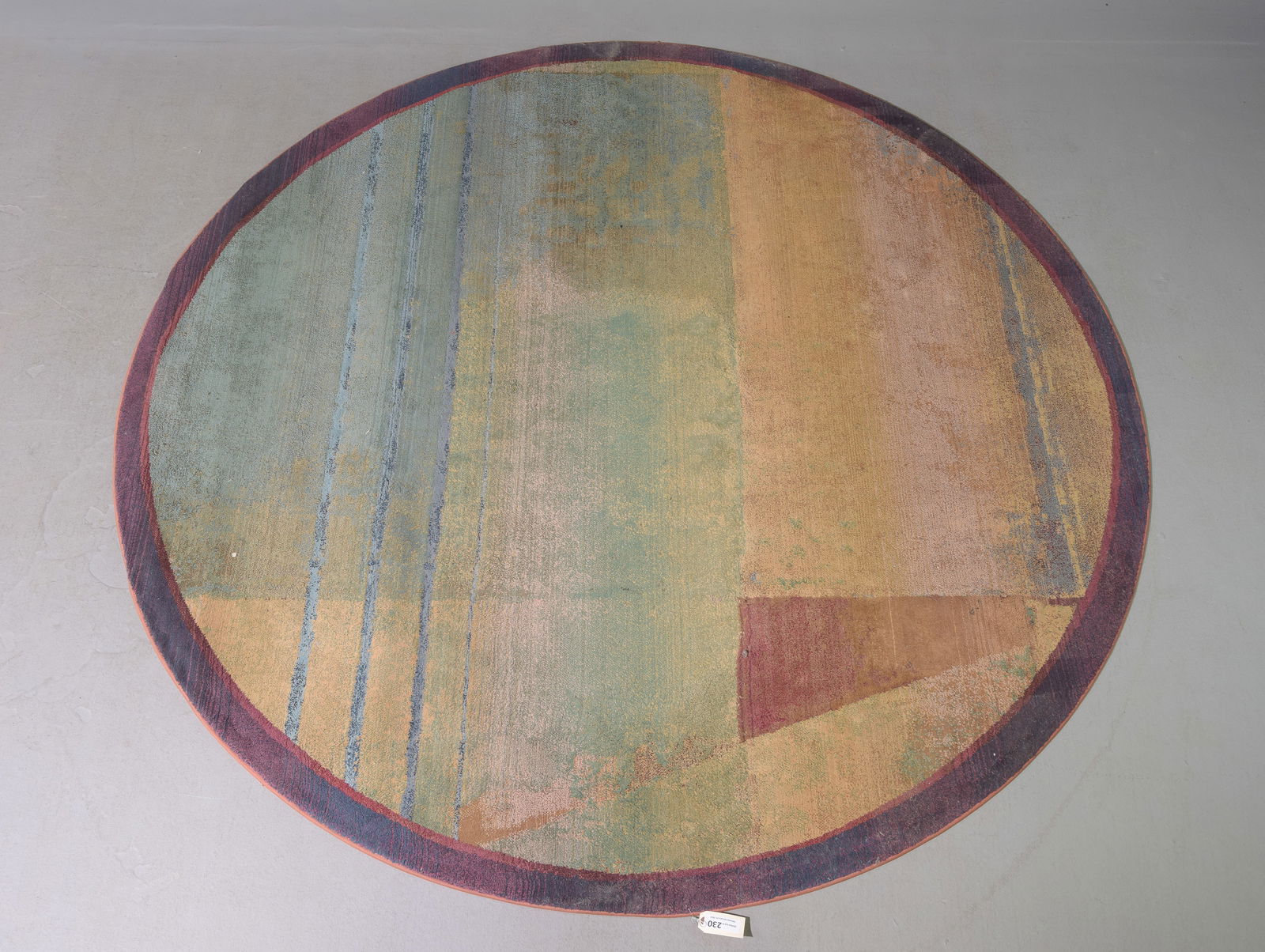 Machine Made Circular Rug - 8 x 8 Round (1 of 2)