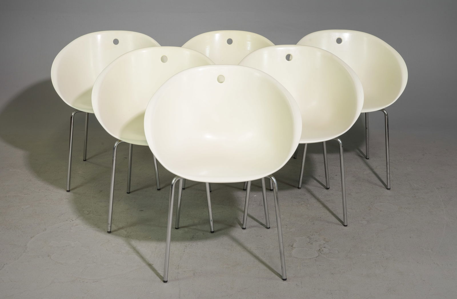 6 Mid Century Modern Technopolymer Bucket Seats (1 of 5)