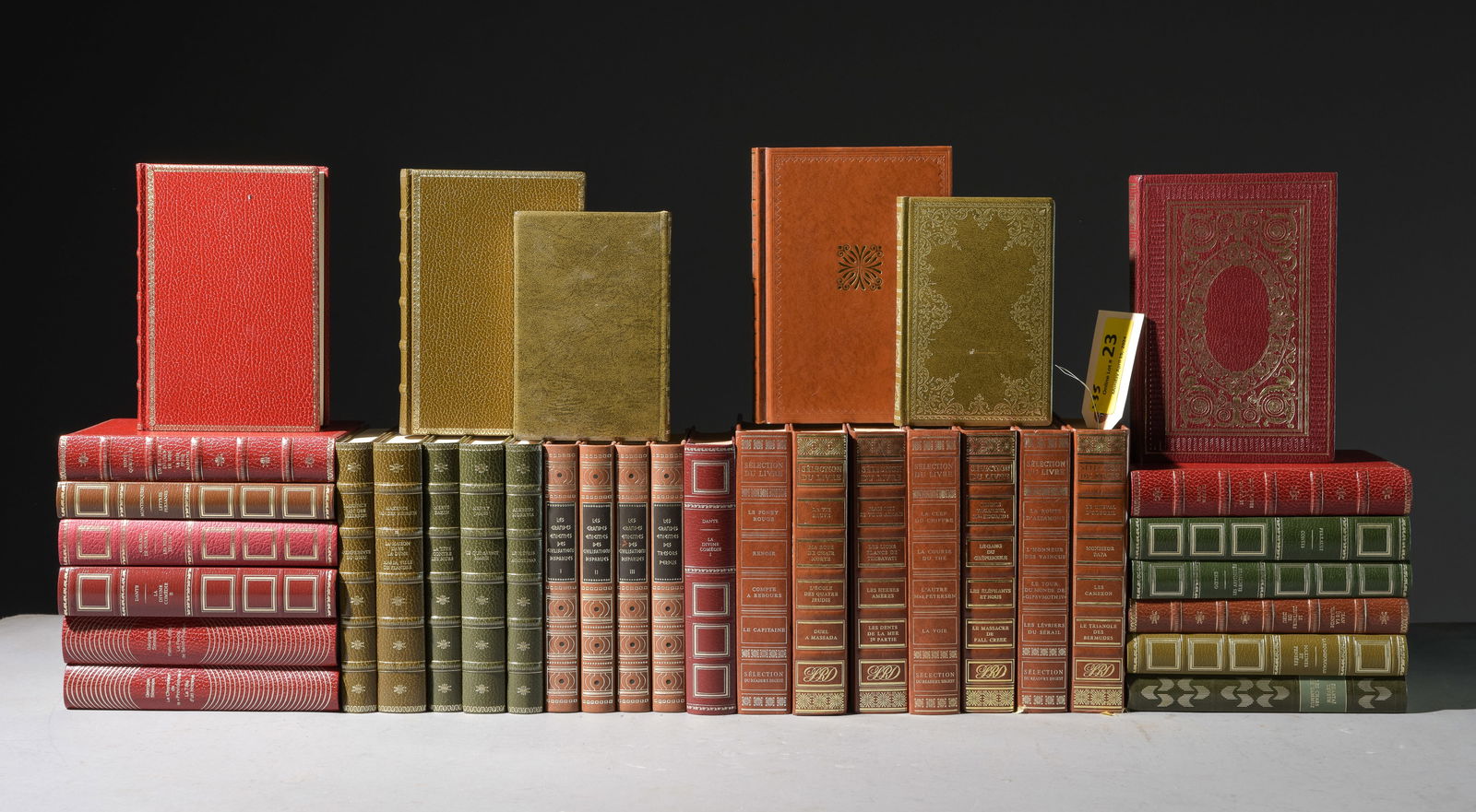 35 Assorted French Books / Novels (1 of 6)