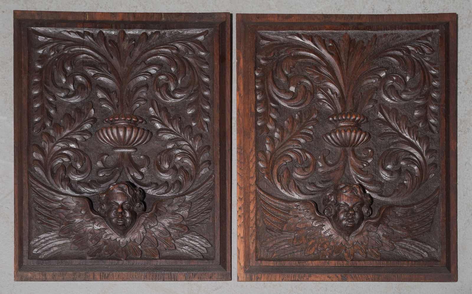 Two Renaissance Style Finely Carved Oak Panels (1 of 5)
