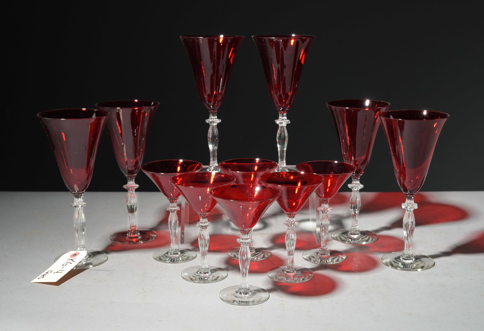 12pcs Red Glass Stemware (1 of 3)