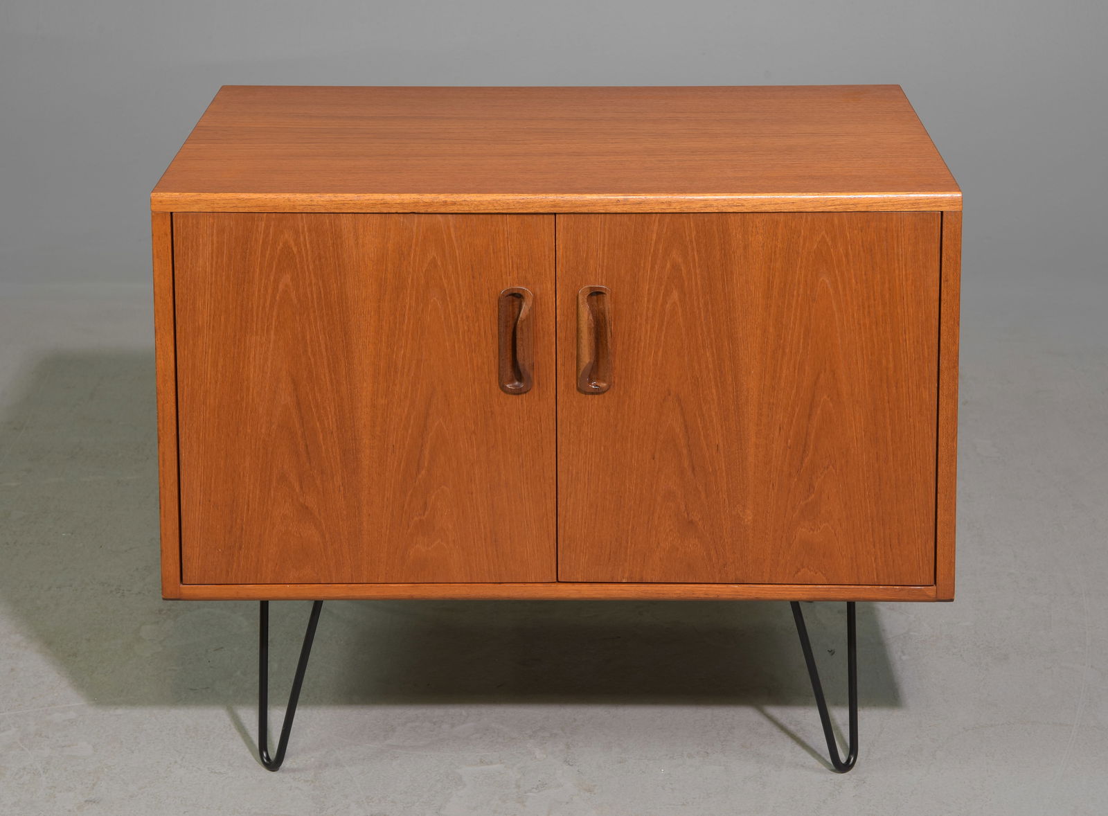 Mid Century Modern Record Cabinet - Gplan (1 of 7)