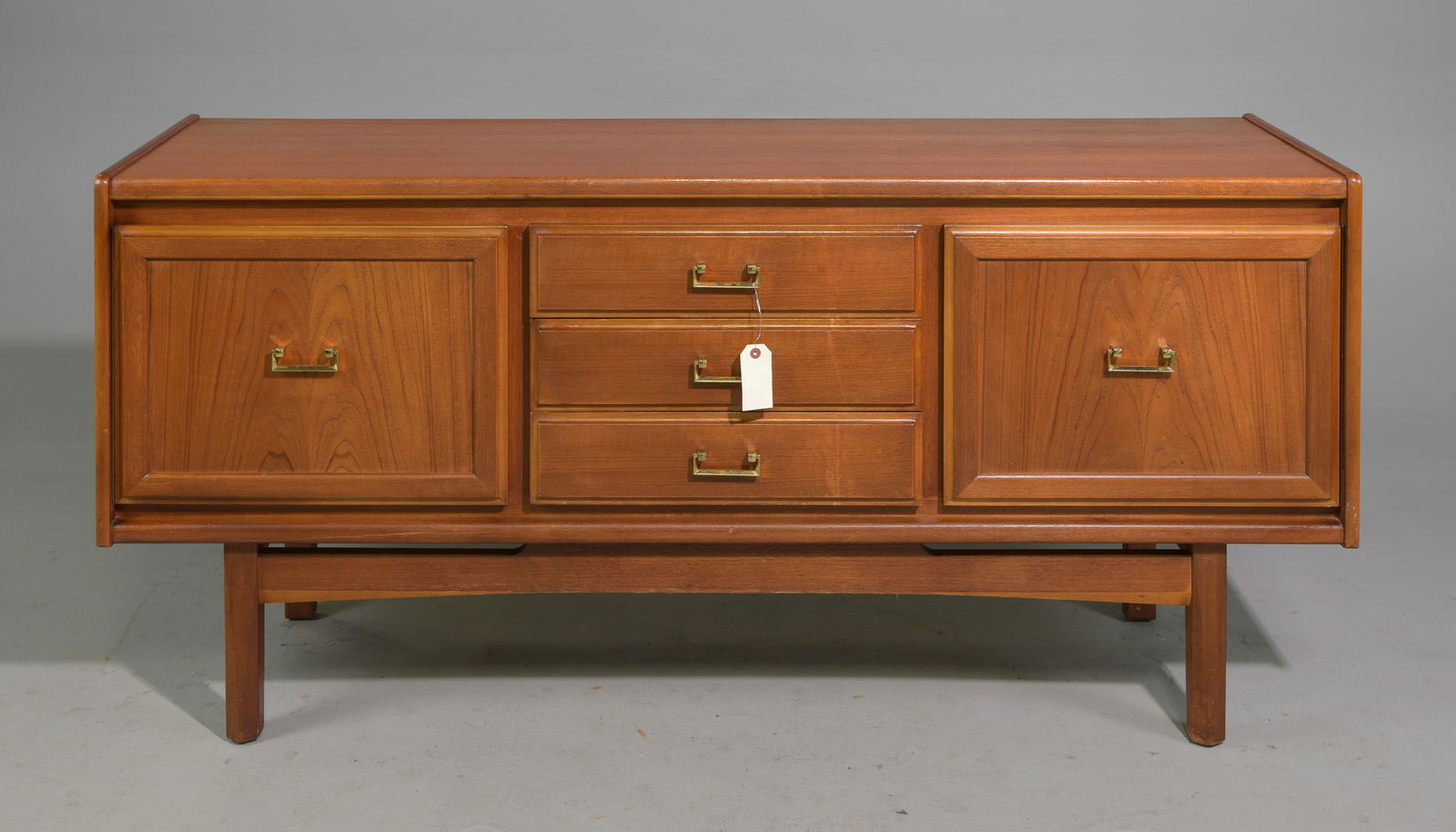 Mid Century Sideboard - William Lawrence (1 of 7)