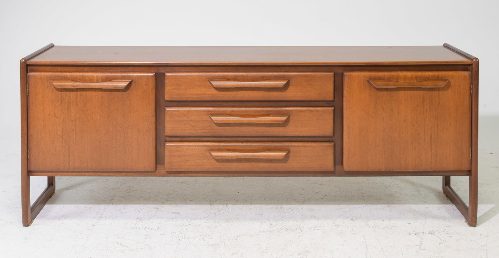 Mid Century Modern Sideboard on Sleigh Base (1 of 7)