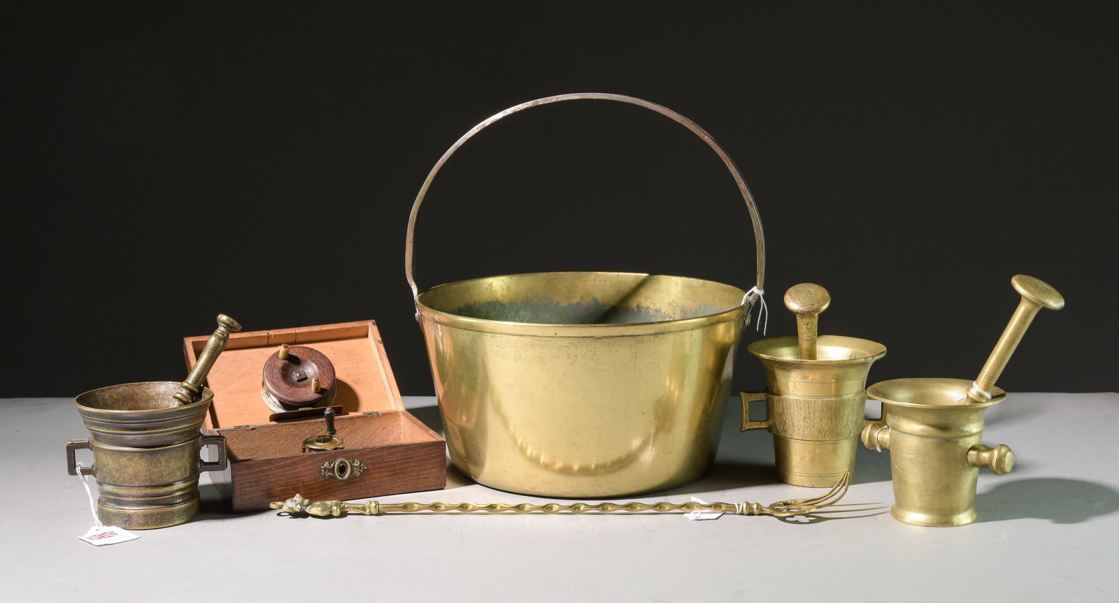 6Pcs Assorted Jam Pan, Pestle & Mortar, Fork & Box (1 of 5)